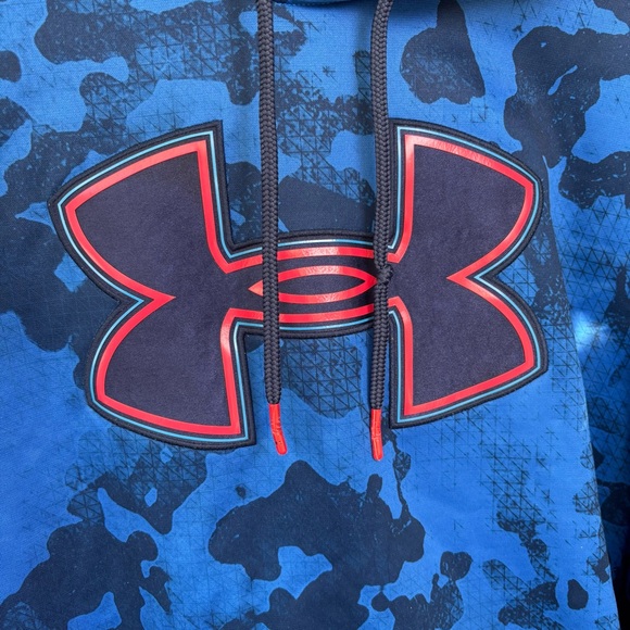 Under Armour Men’s L Blue Camo Pullover Loose Fit Hoodie with Red-Trim Logo - Picture 4 of 7